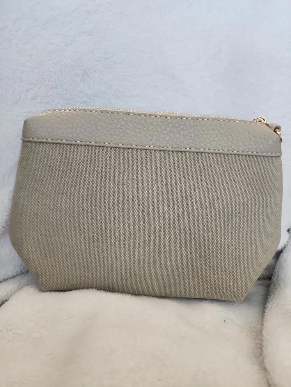 Rachel Zoe Gray Cosmetic Makeup Travel Bag Gold Hardware